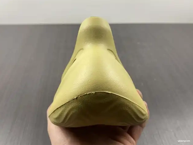 Foam Adidas GV6775 RNNR Yeezy Sulfur 0512
